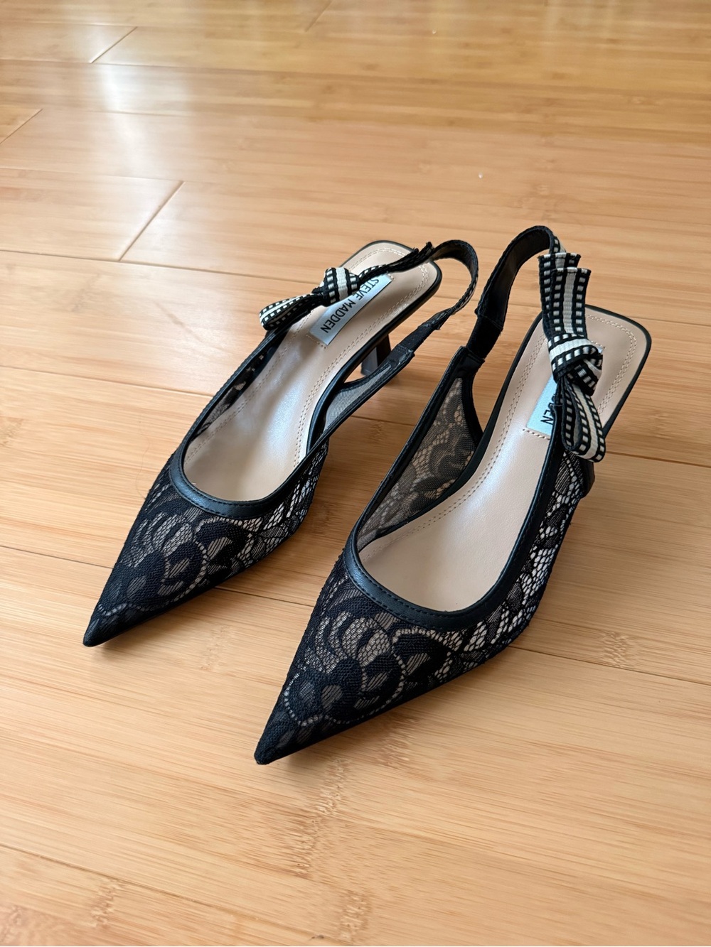 Steve Madden - Valeree- Black Lace Pointed Slingback Pumps with Bow - Size 7